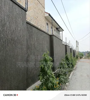 Electruc Fence With Razorwire High Tense Wire