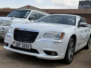Chrysler 300C 2015 White
