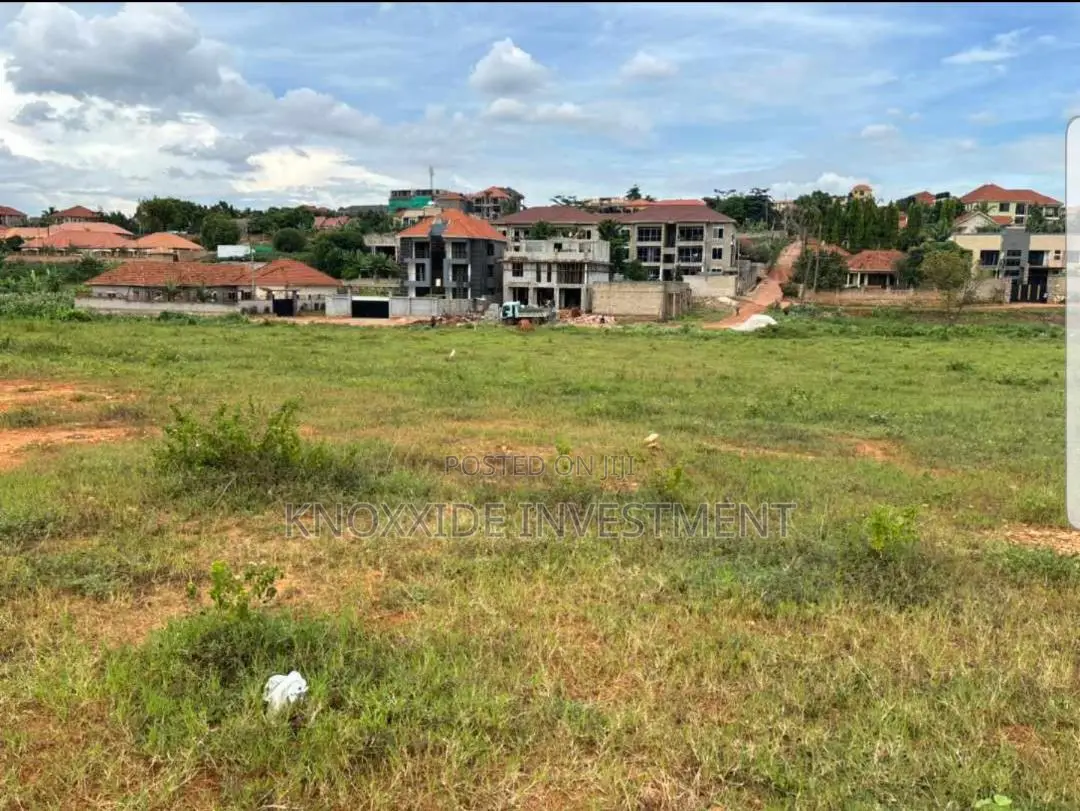 Plot for Sale 100x50ft at 18m Ugx Sentema Town Mirembe Estate
