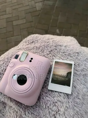 Instax Mini 12 Camera
