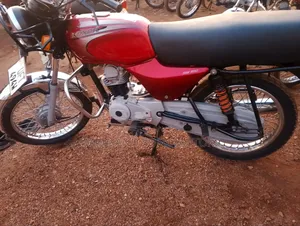 Bajaj Boxer 2023 Red