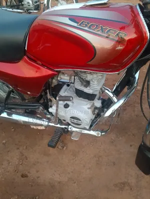 Bajaj Boxer 2024 Red