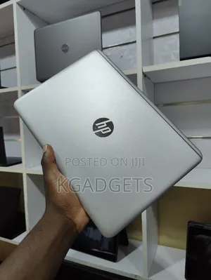 Photo - Laptop HP EliteBook Folio 1040 G3 8GB Intel Core I7 SSD 256GB