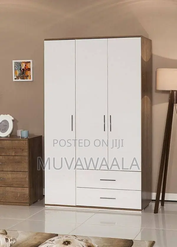 Simple Wardrobe
