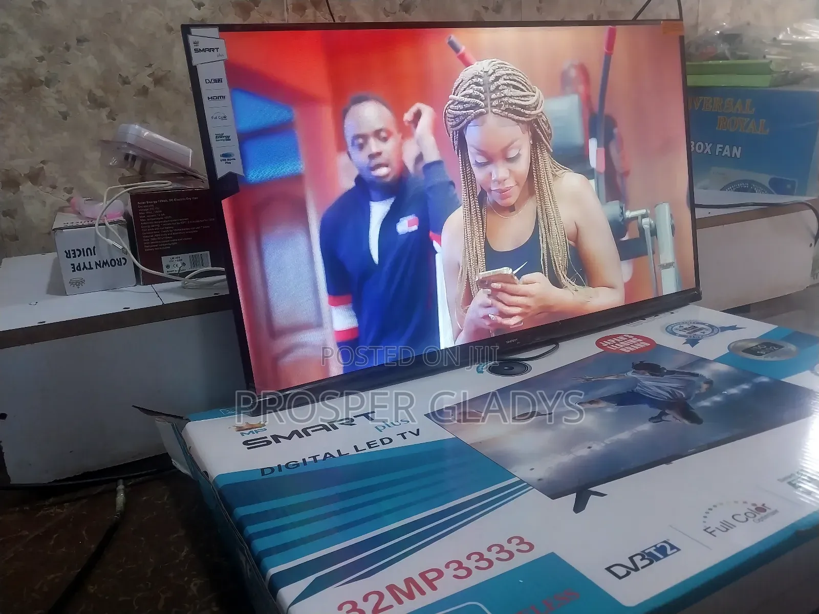 32 Inches Led Smart Plus Digital Flat Screen Flameless.