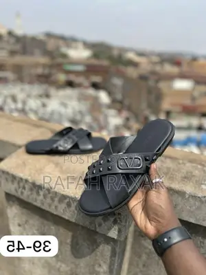 Original Men’S Valentino Cross Leather Sandals