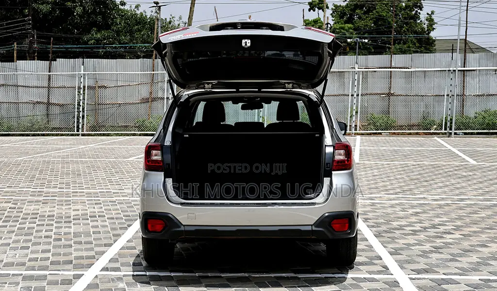 Subaru Outback 2015 Silver