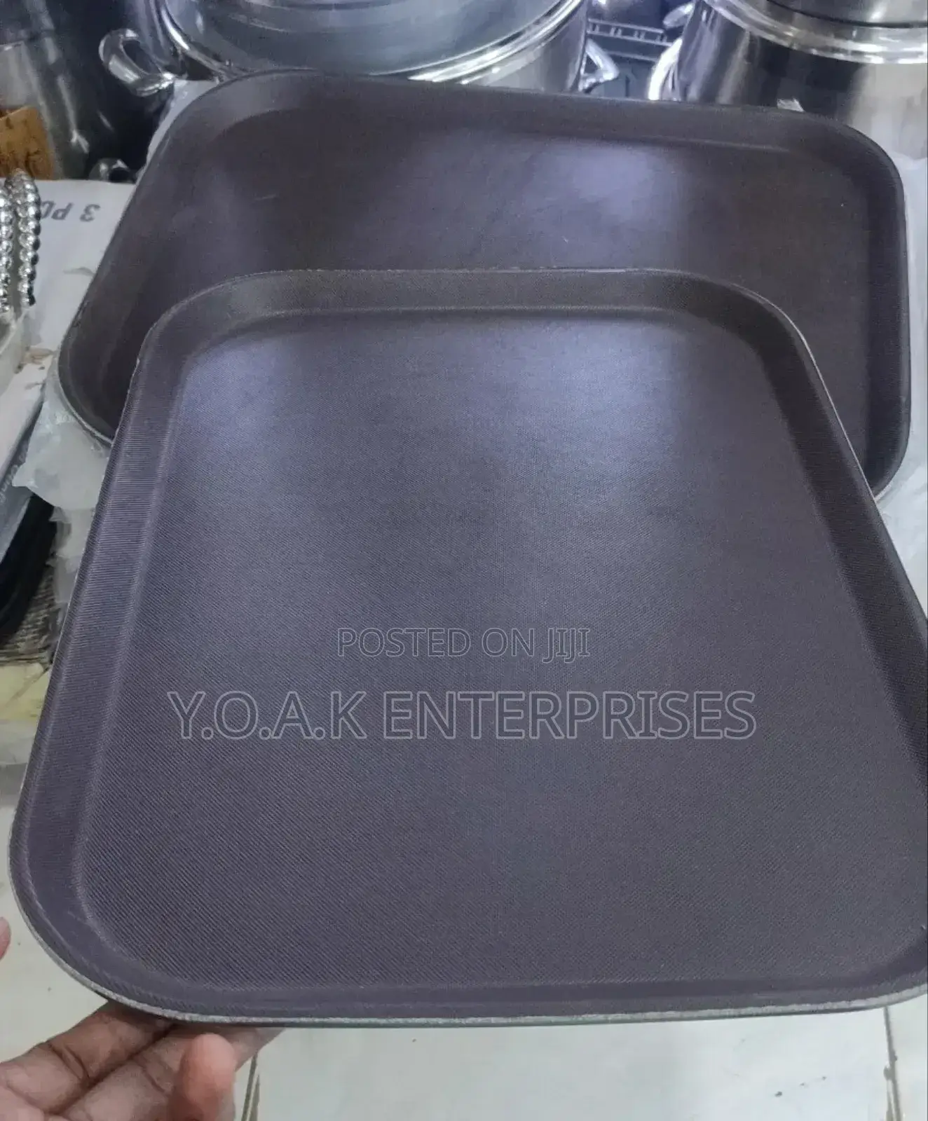 Sticky /Non Slide Serving Tray