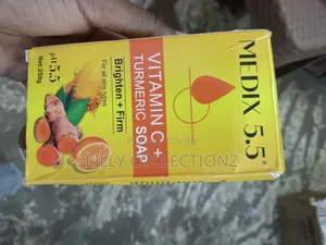 Photo - Medix 55 Vitamin C Tumeric Soap
