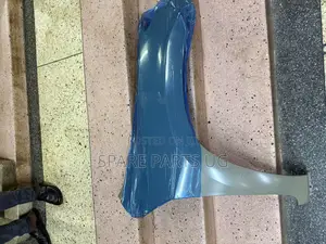 Toyota Vanguard Fender / Etama