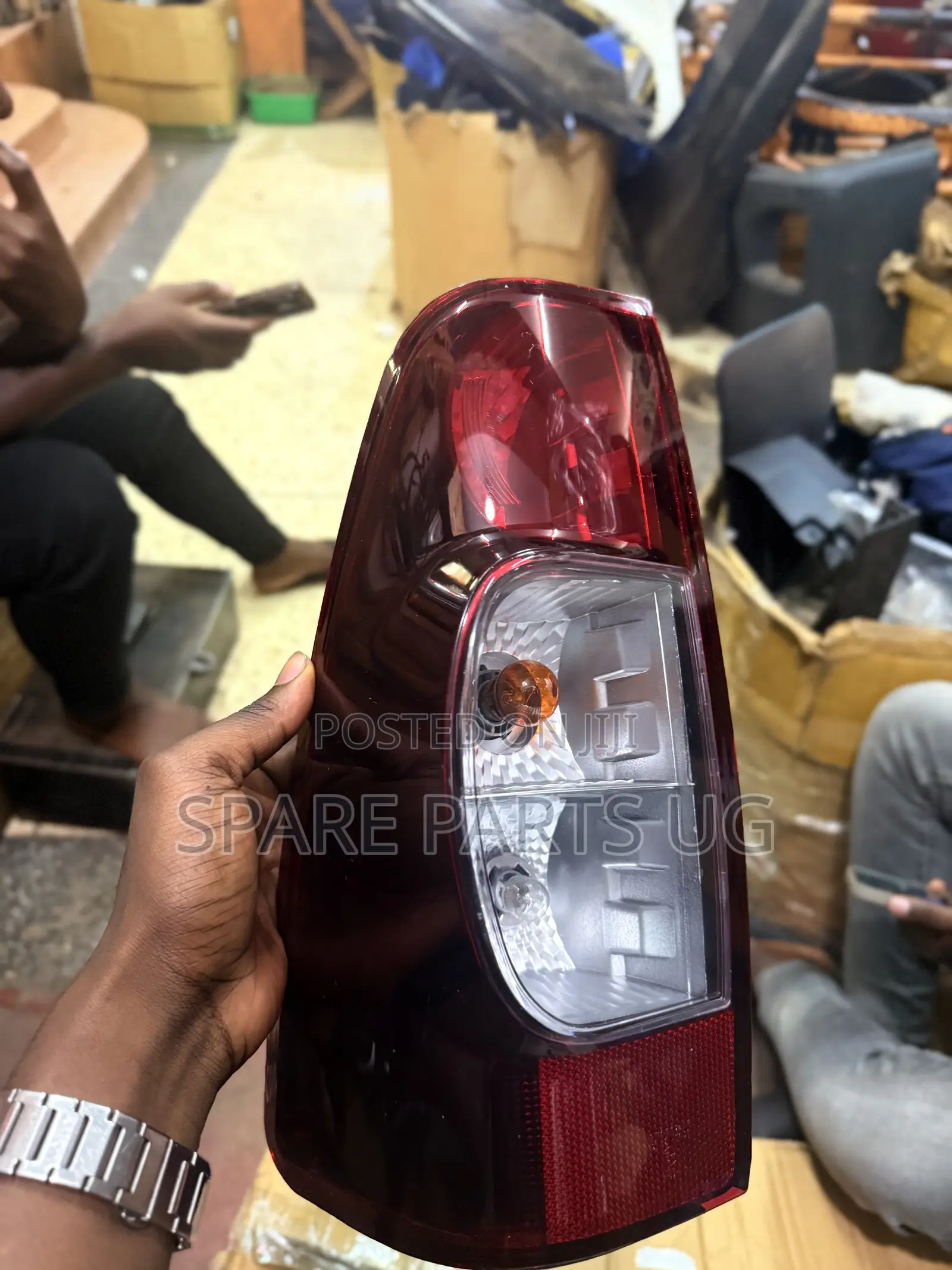 Isuzu Dmax 2006 - 2011 Rearlamp