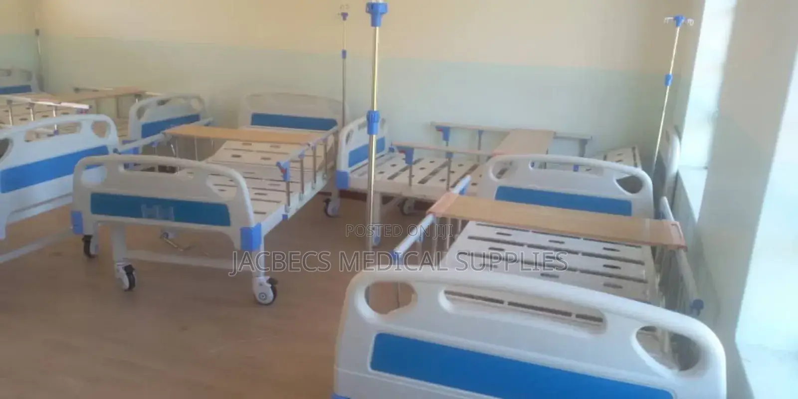 Hospital Bed With Dripstand at Promotion Price