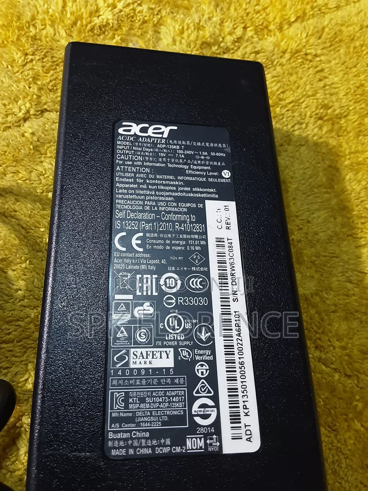 Acer Ac/Dc Adapter 19v -7.1a