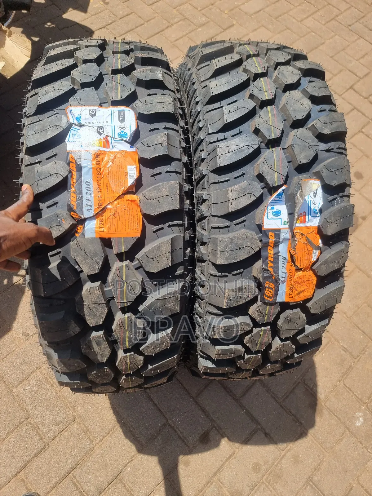 285/70r17 Mudterrian Tires for Land Cruiser V8.