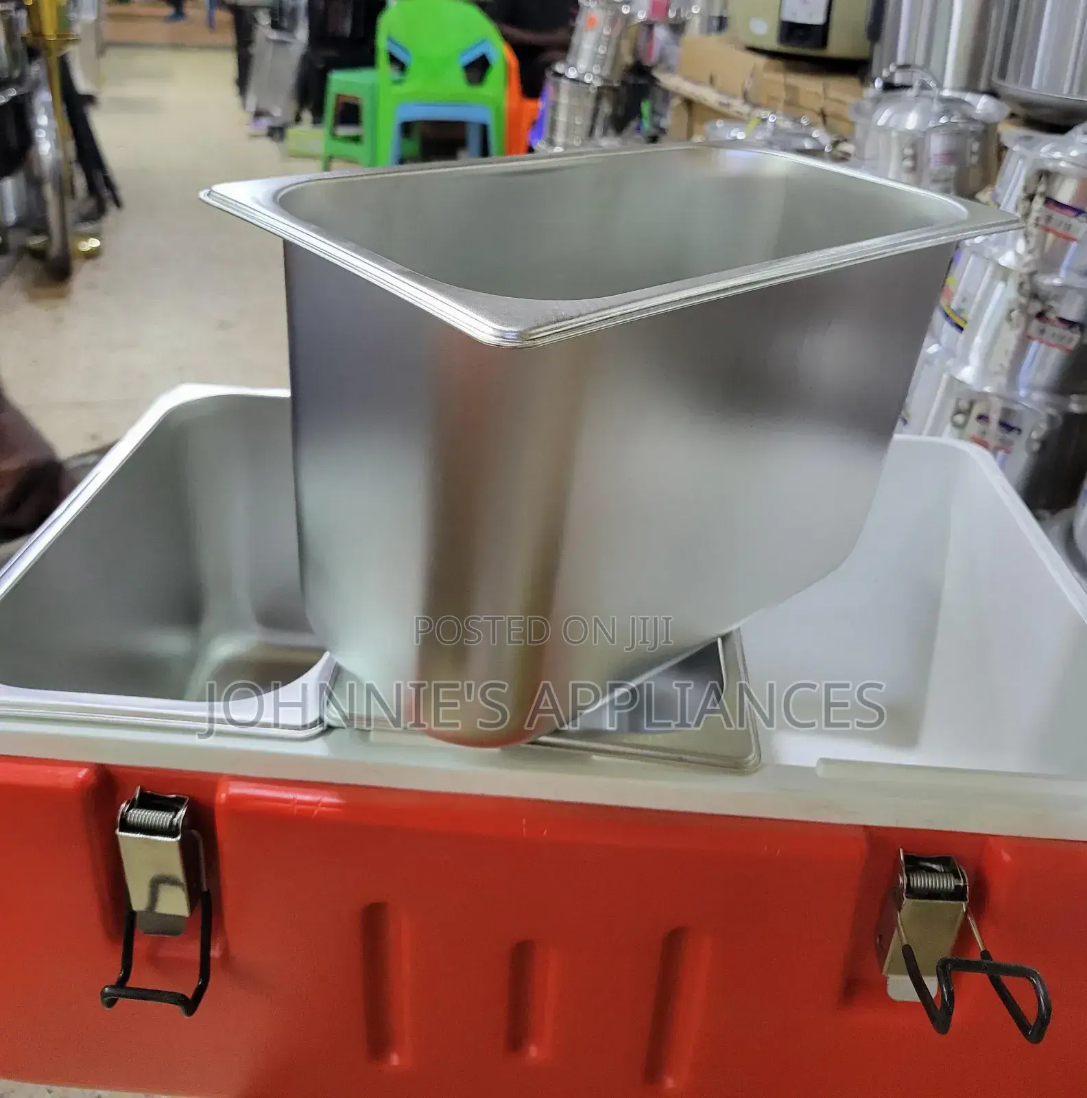 Multifunctional Food Warmer or Hot Pot With Inner Inserts