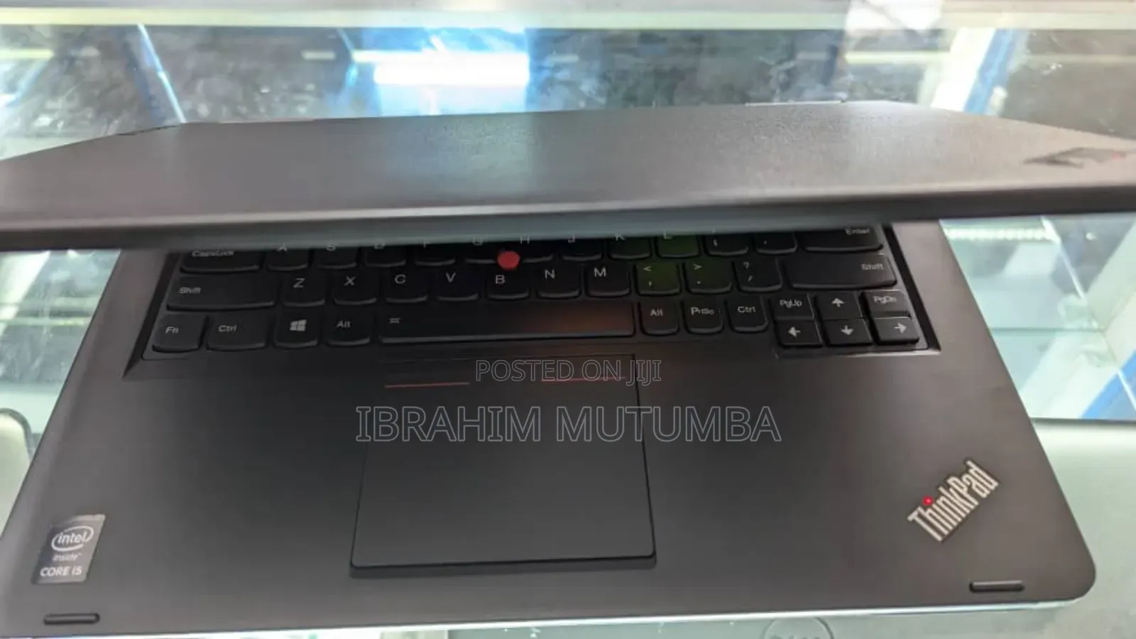 Laptop Lenovo ThinkPad Yoga 4GB Intel Core I5 HDD+SSD 500GB