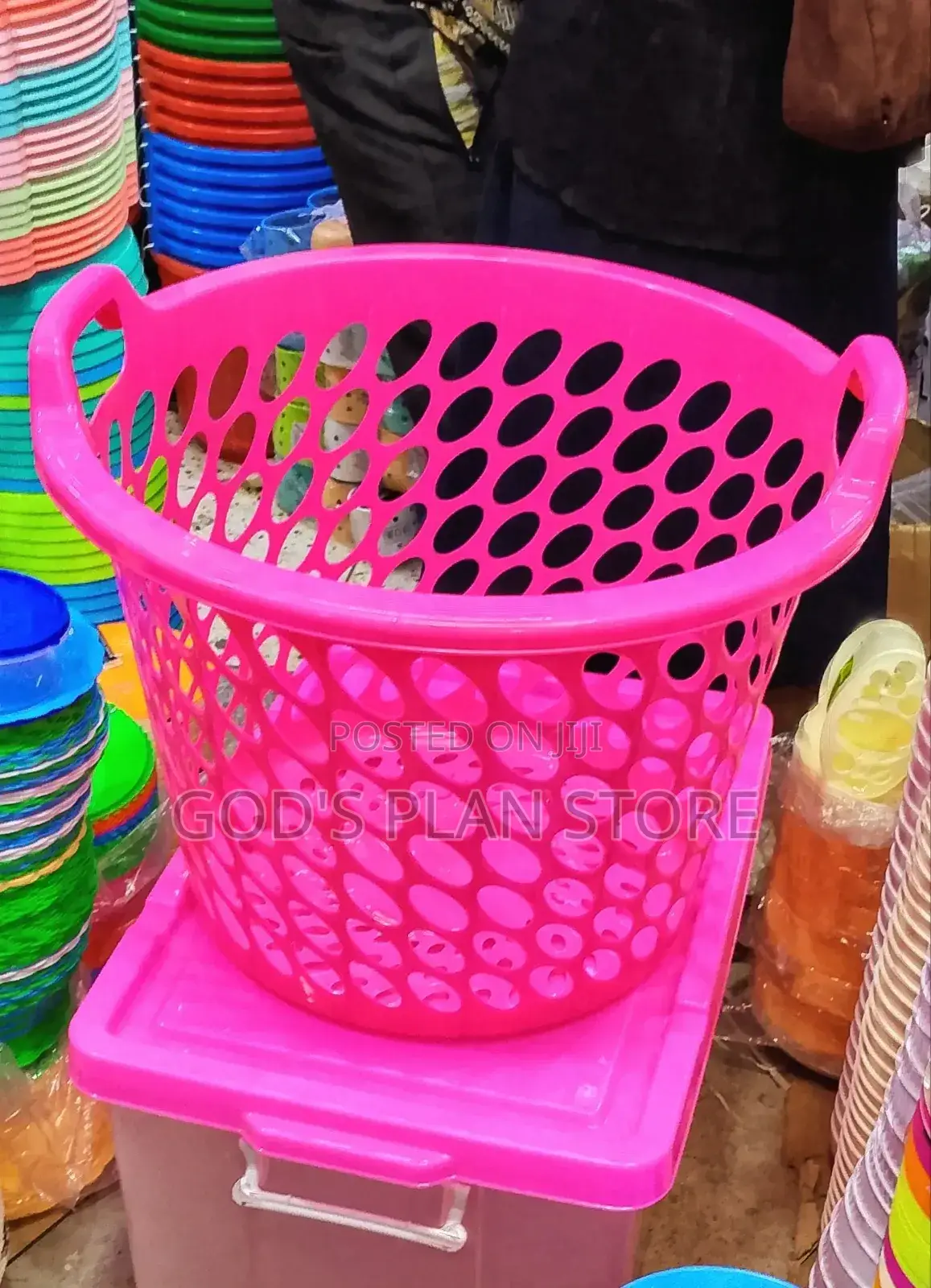 Open Plastic Loundary Basket