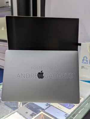 Laptop Apple MacBook Pro 2019 16GB Intel Core I9 SSD 1T