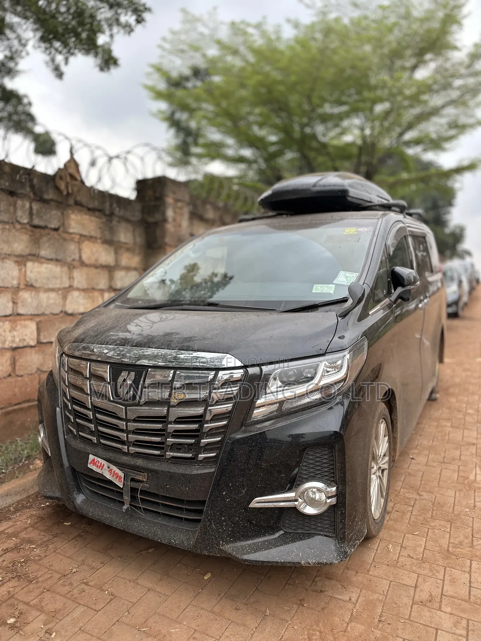 Toyota Alphard 2.5 Petrol AWD 2016 Black