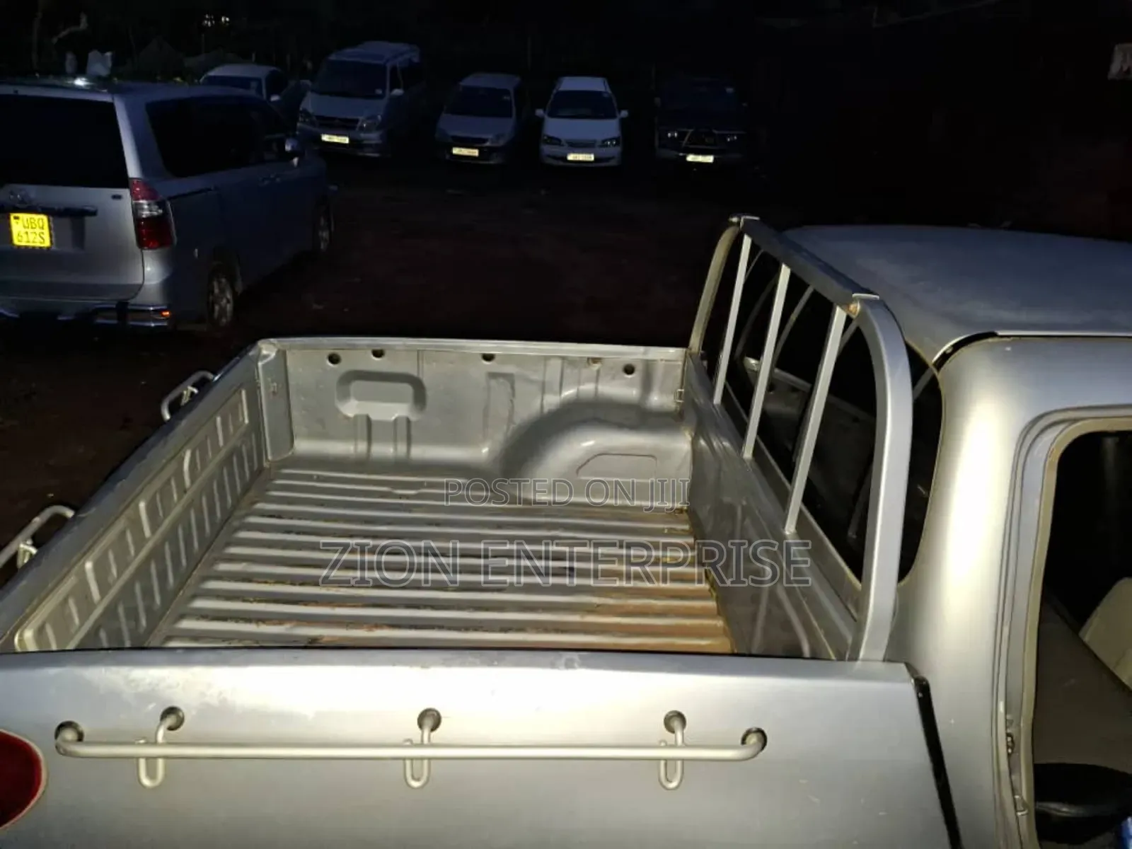 Mitsubishi L200 2013 Silver