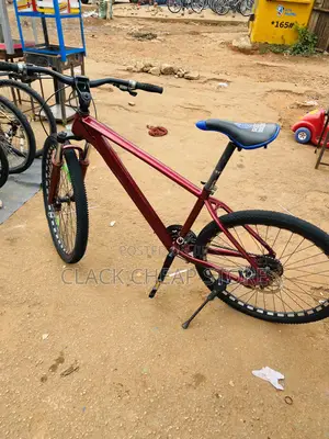 Photo - Sport Bike / Adult Bike / Bicycle/ “28” Size /Marron