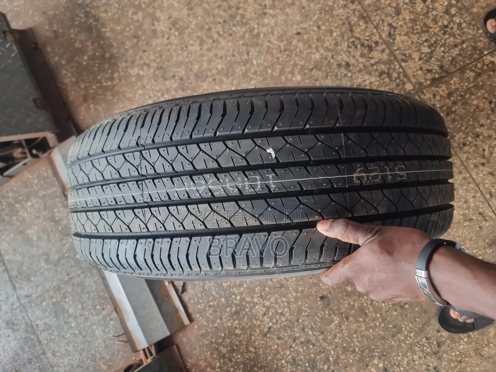 235/55r18 Dunlop 100h Strong Tyres.