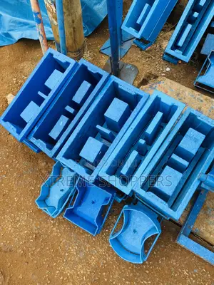 Concrete Block Moulds, Chap / All Sizes Provided