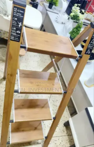 Photo - Foldable Wooden Ladder