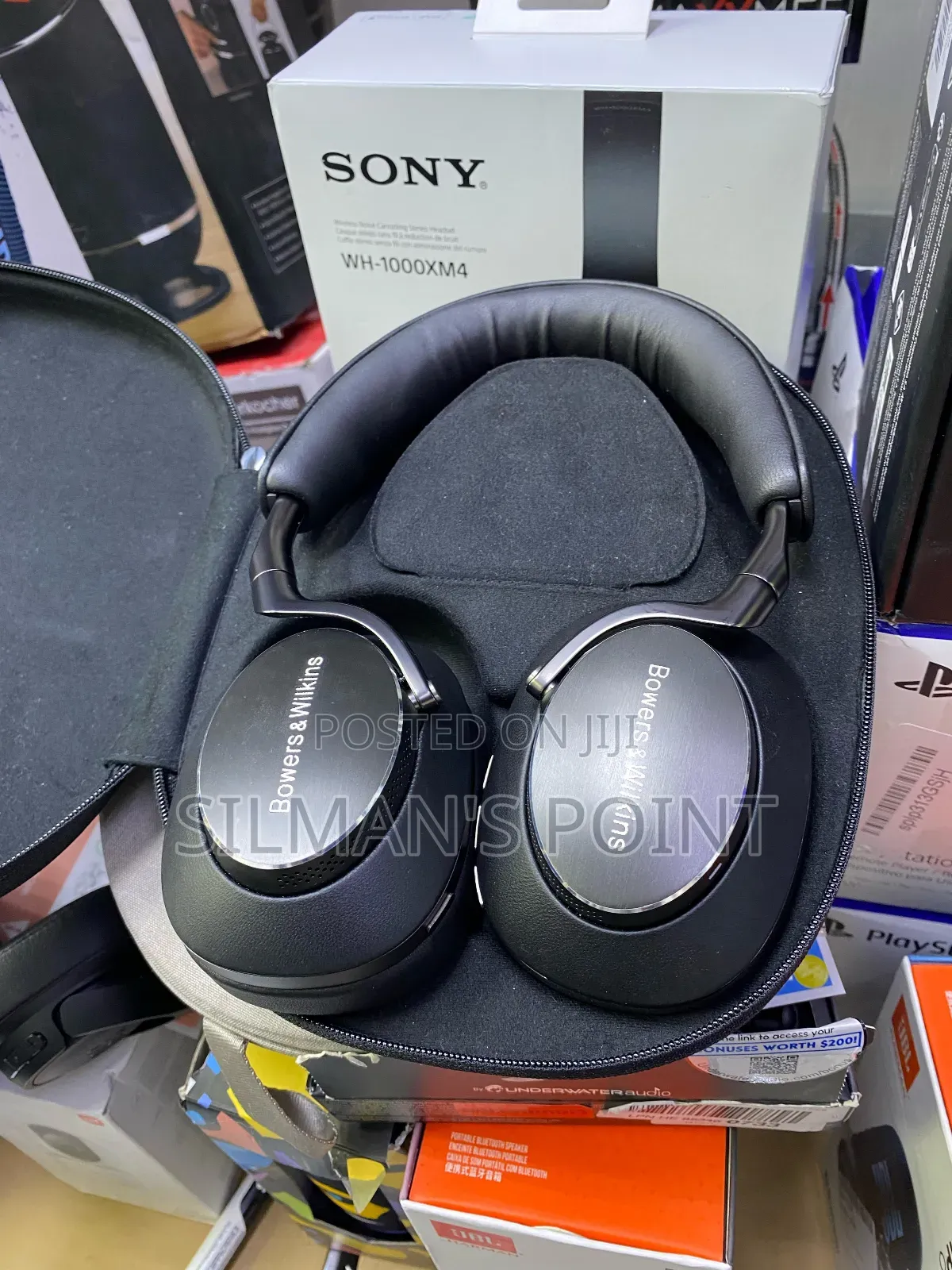 Bowers and Wilkins True Wireless Headphones Black