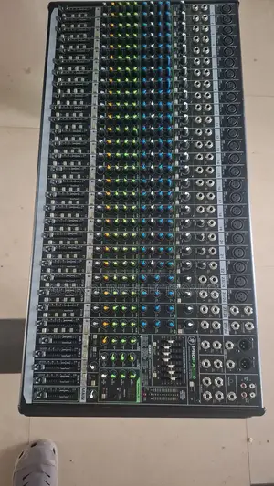 Mackie Mixer Pro Fx30v2
