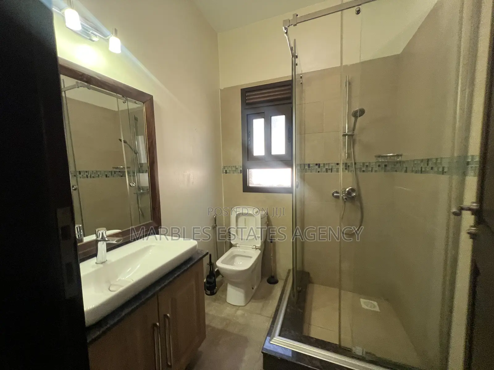 Furnished 4bdrm Townhouse / Terrace in Naguru, Central Division