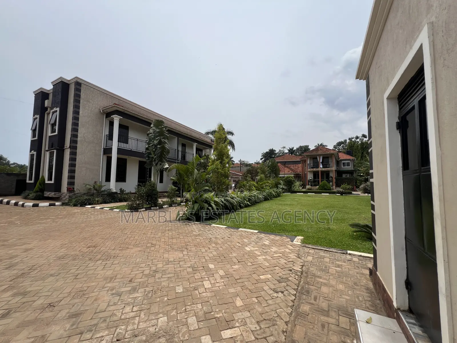 Furnished 3bdrm House in Bugolobi, Central Division for rent