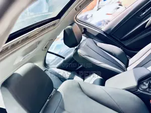 BMW 320i Sedan RWD 2014 Gray