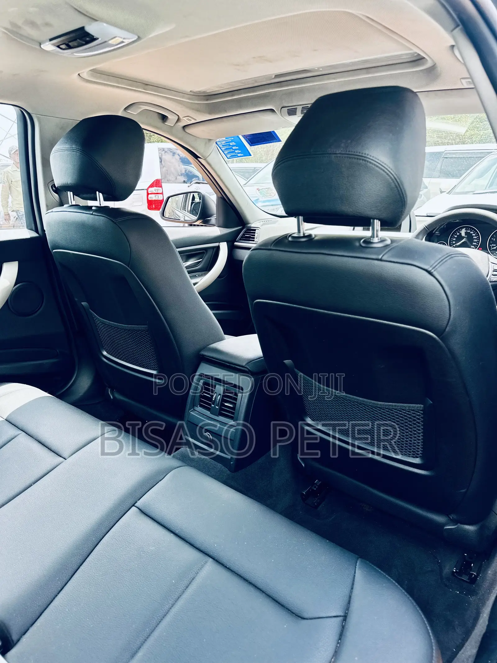 BMW 320i Sedan RWD 2014 Gray