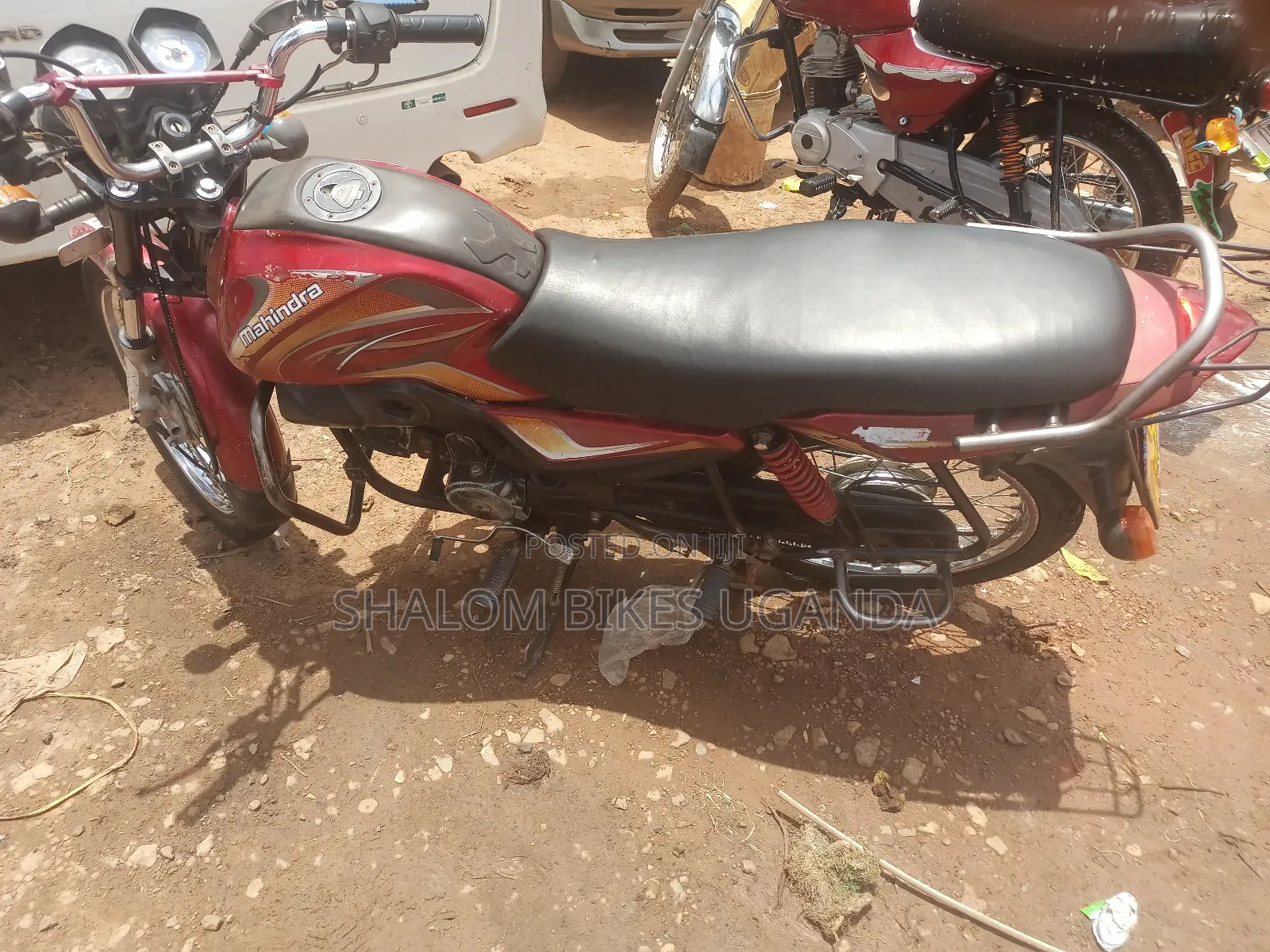 Mahindra Centuro 2017 Red