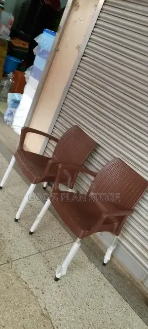 Armed Coffee Brown Plastic Chairs Plastic Chairs