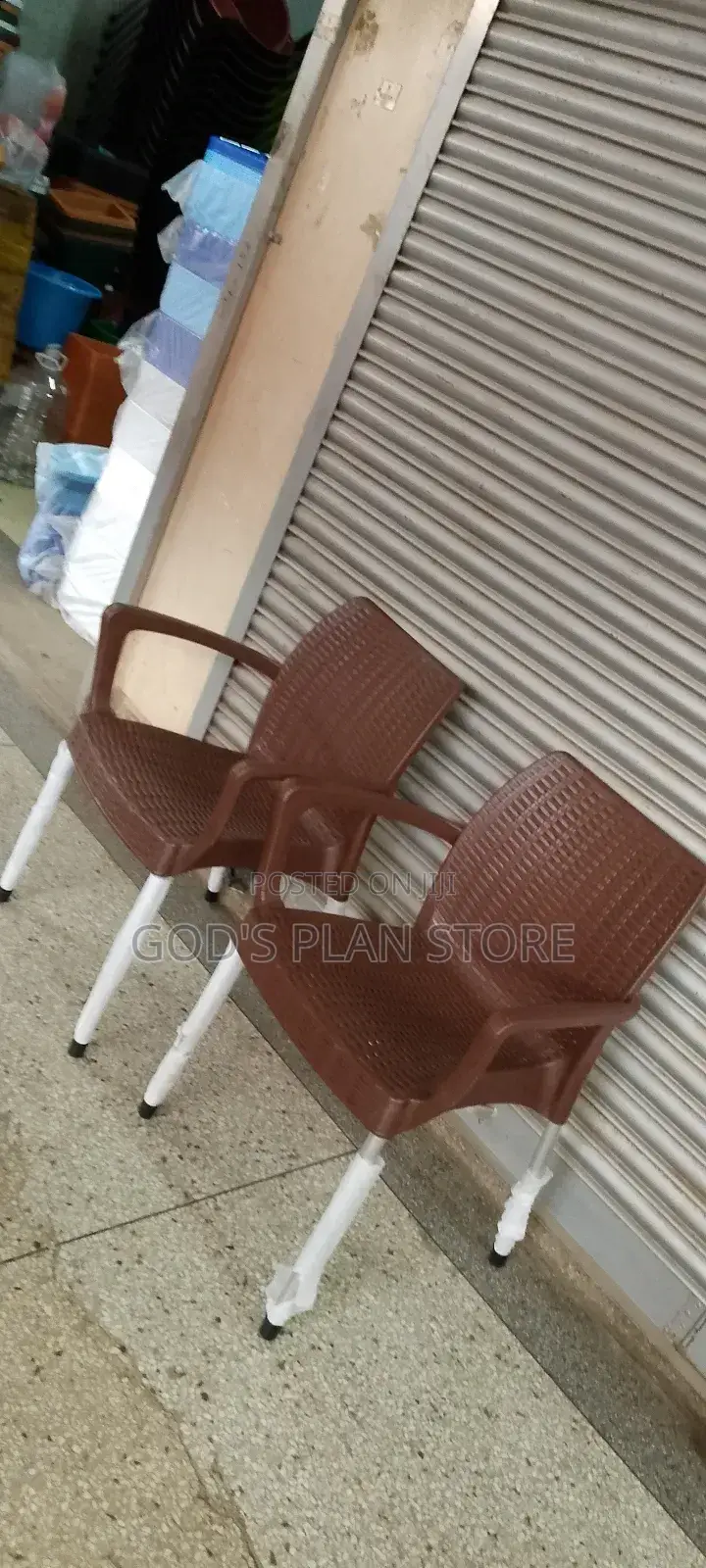 Armed Coffee Brown Plastic Chairs Plastic Chairs