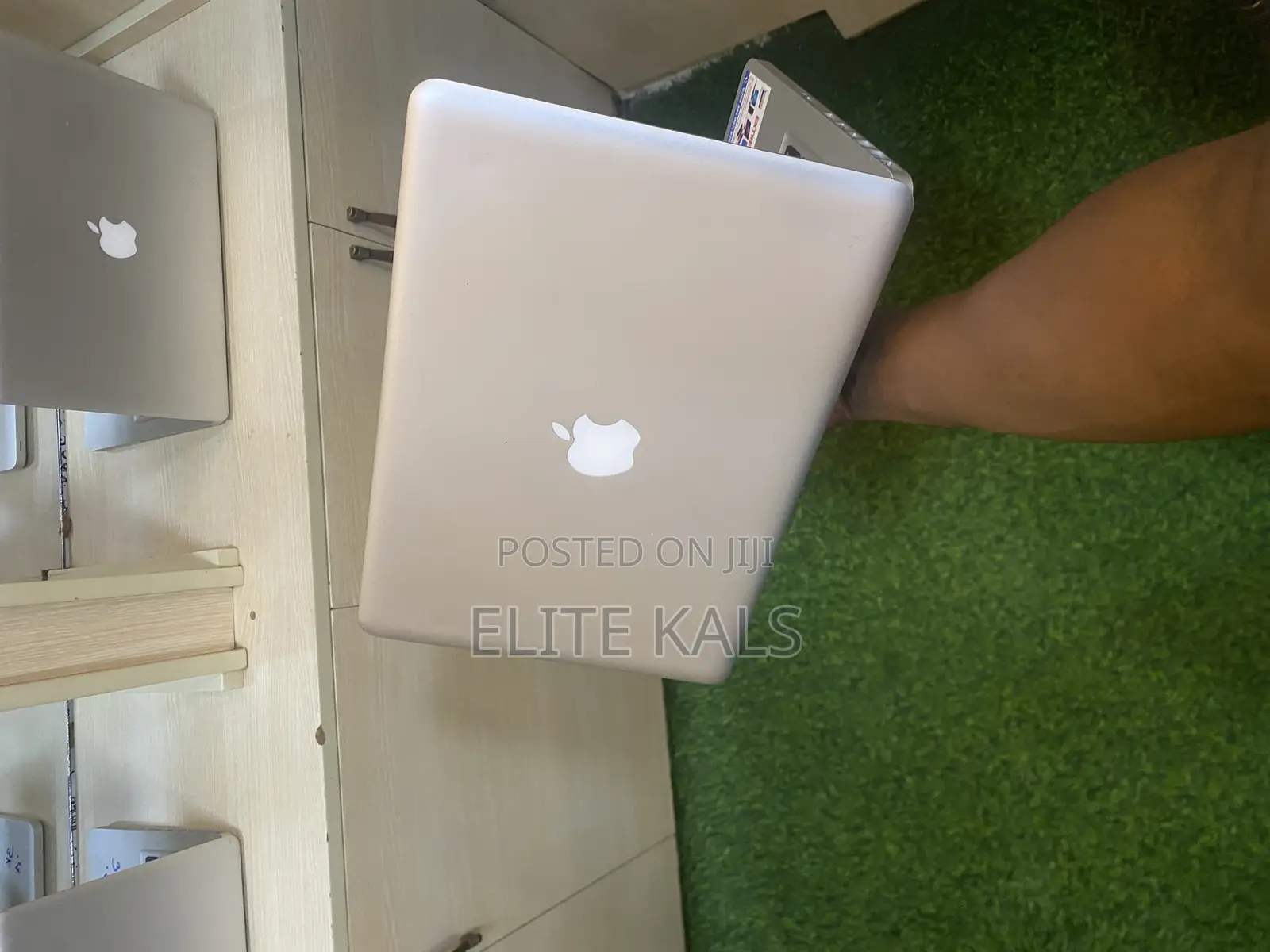 Laptop Apple MacBook 2012 8GB Intel Core I5 HDD 500GB