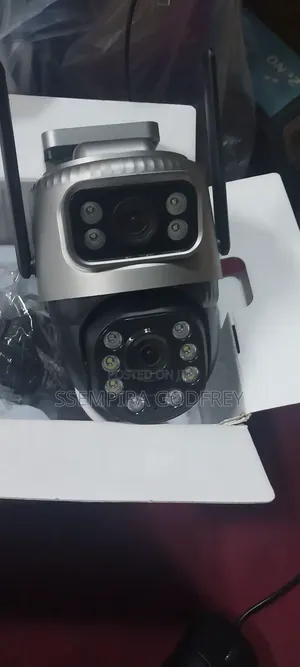 Camera With Double Lens Sc-20 Indoor and Outdoor Wireless