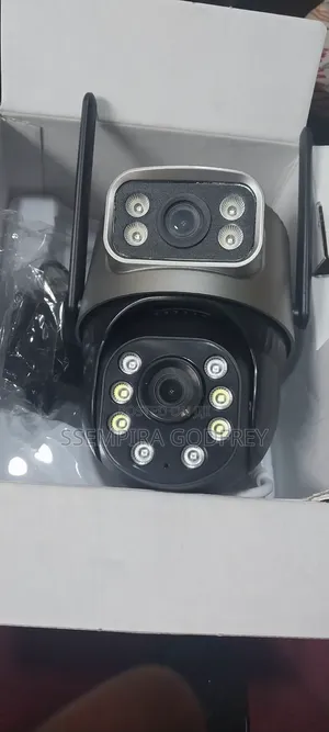 Camera With Double Lens Sc-20 Indoor and Outdoor Wireless