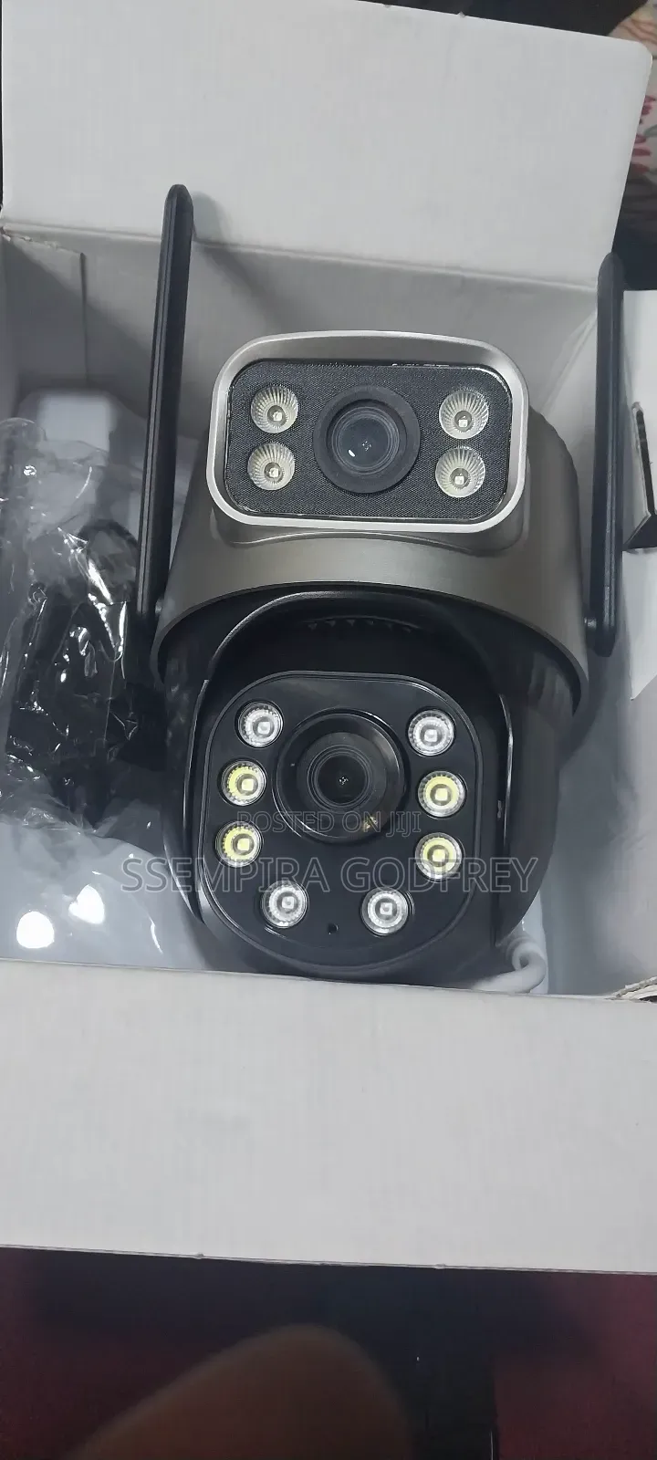 Camera With Double Lens Sc-20 Indoor and Outdoor Wireless