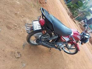 Bajaj Boxer 100 2022 Red