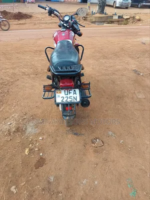 TVS HLX 125 2022 Red