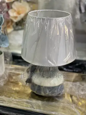 Quality W/B Bedside Lamp