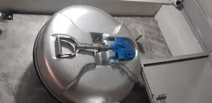 Car Spare Tyre Cover and Its Spade