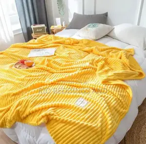 Fleece Blankets / Throw Blankets