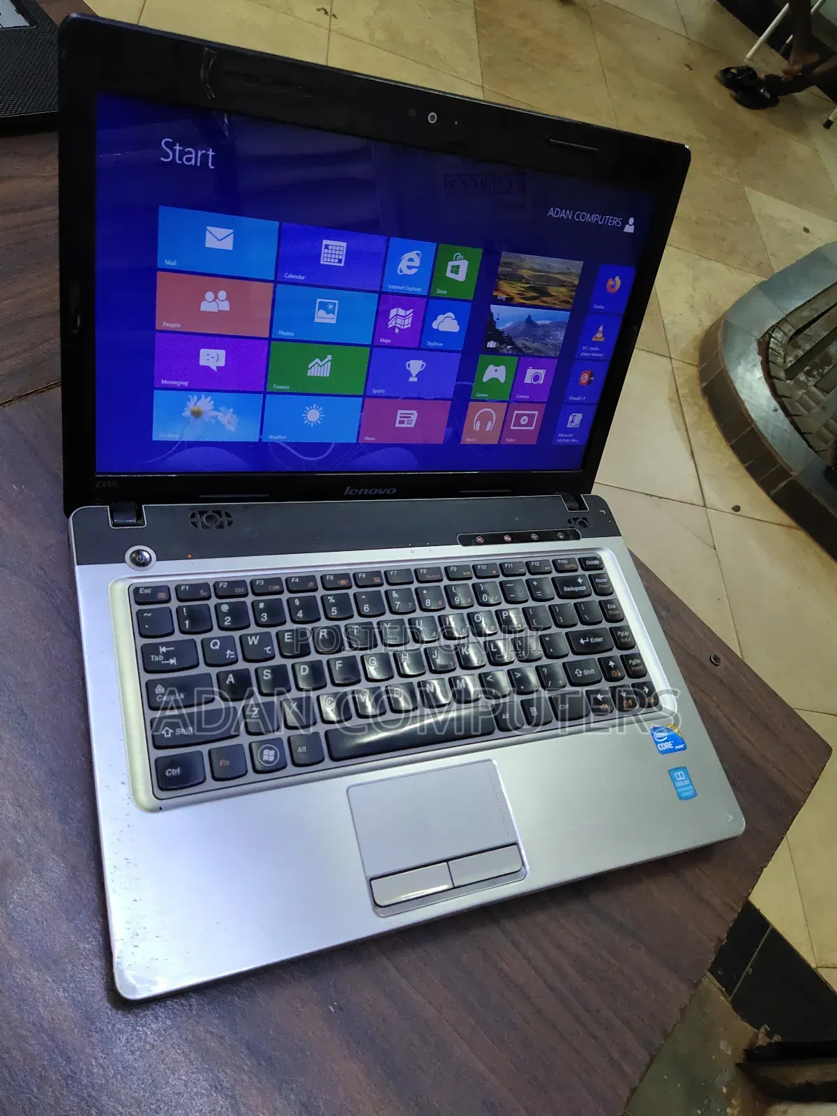 Laptop Lenovo IdeaPad Z470 4GB Intel Core I3 HDD 320GB