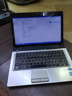 Laptop Lenovo IdeaPad Z470 4GB Intel Core I3 HDD 320GB
