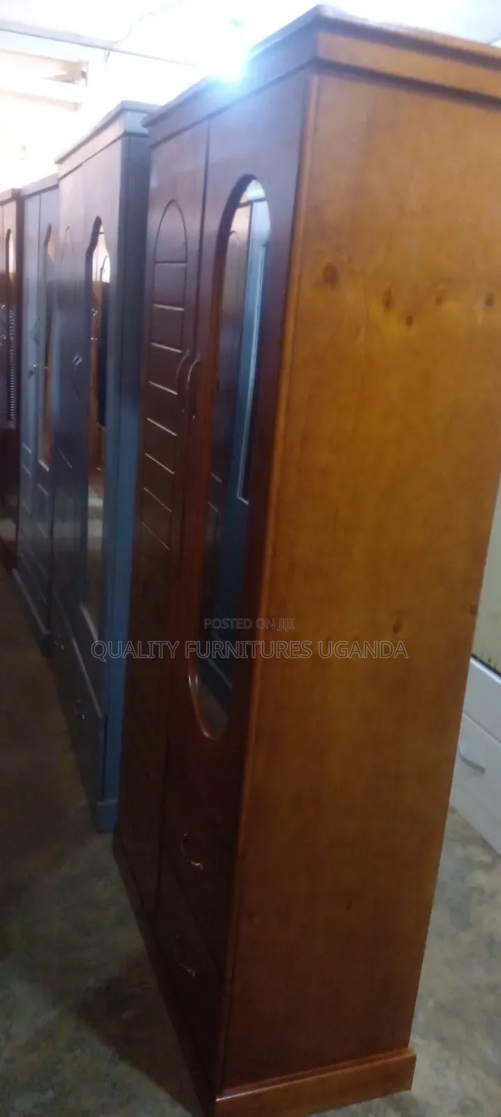 Mahogany Coloured Wodrobe