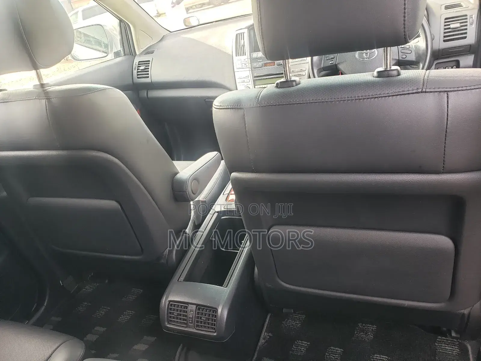Toyota Harrier 2.4 4WD 2010 Silver